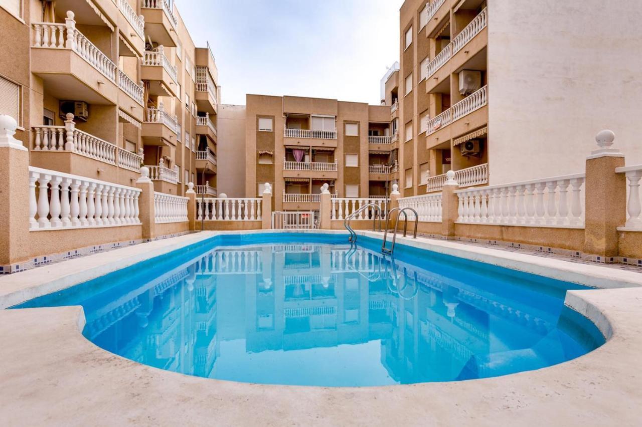 Сomfortable Apartament Caballero De Rodas Torrevieja Extérieur photo