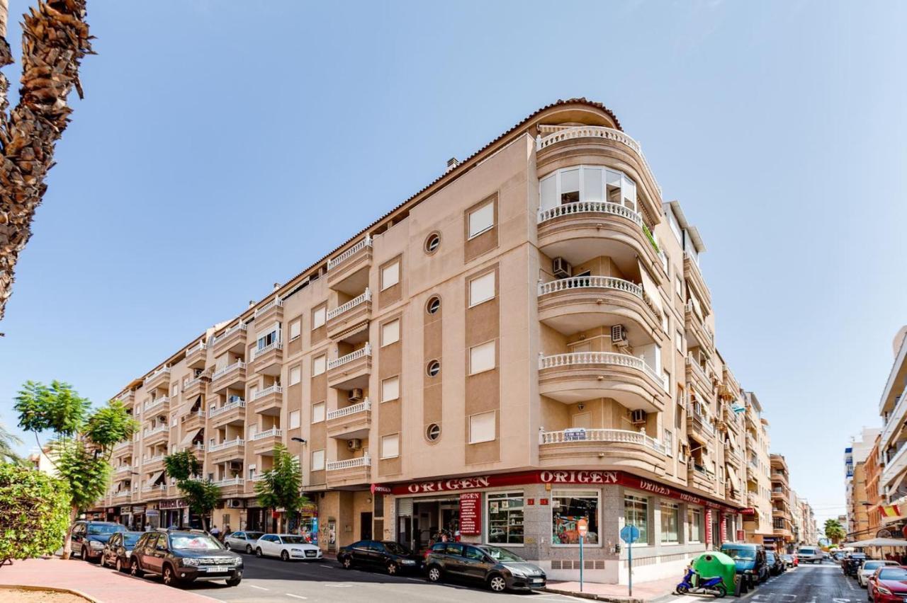 Сomfortable Apartament Caballero De Rodas Torrevieja Extérieur photo